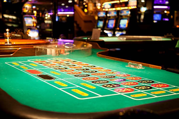 indolottery88 platform interface showing football markets and live casino games